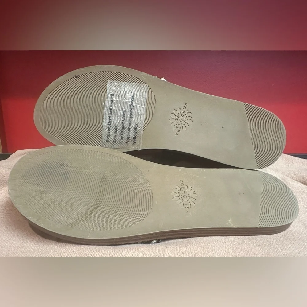 Yellow Box Flat Slip On T Strap Leather Sandals Cheetah Print Women’s Size 9 - Picture 8 of 14